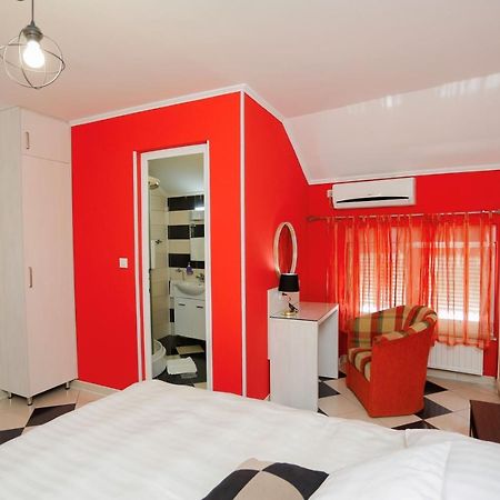 Hotel - Villa Lejla モスタル エクステリア 写真