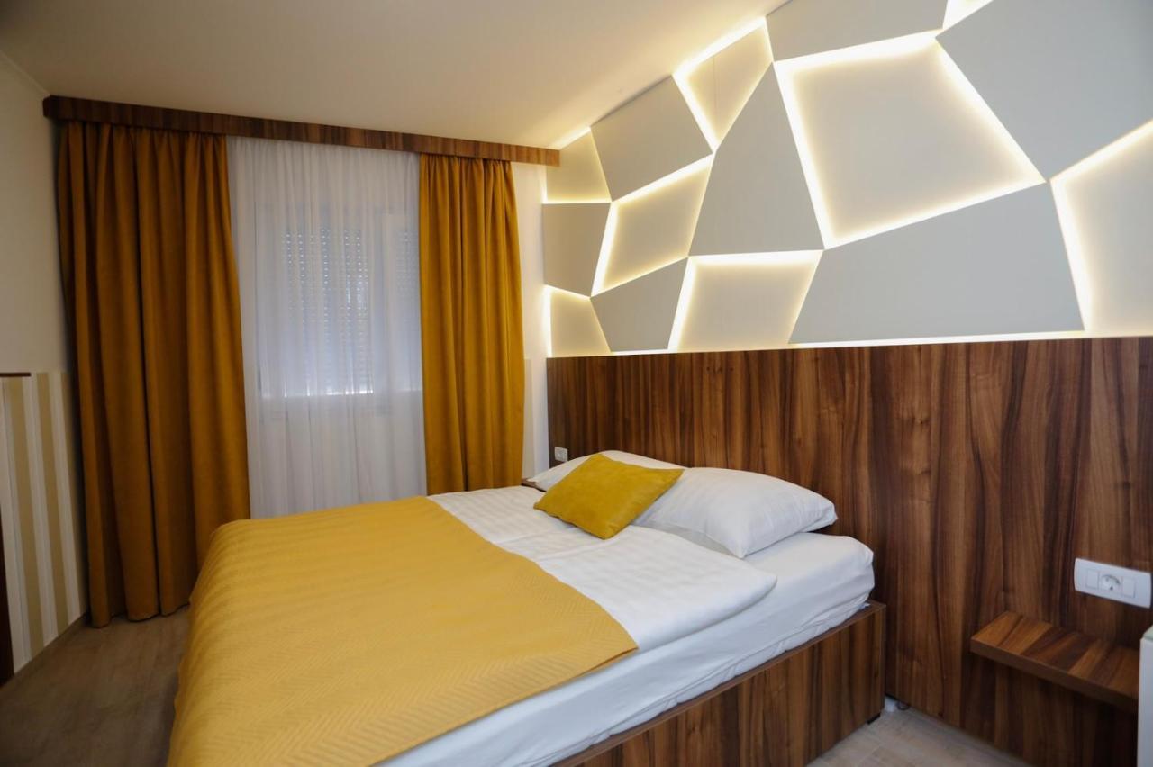 Hotel - Villa Lejla モスタル エクステリア 写真