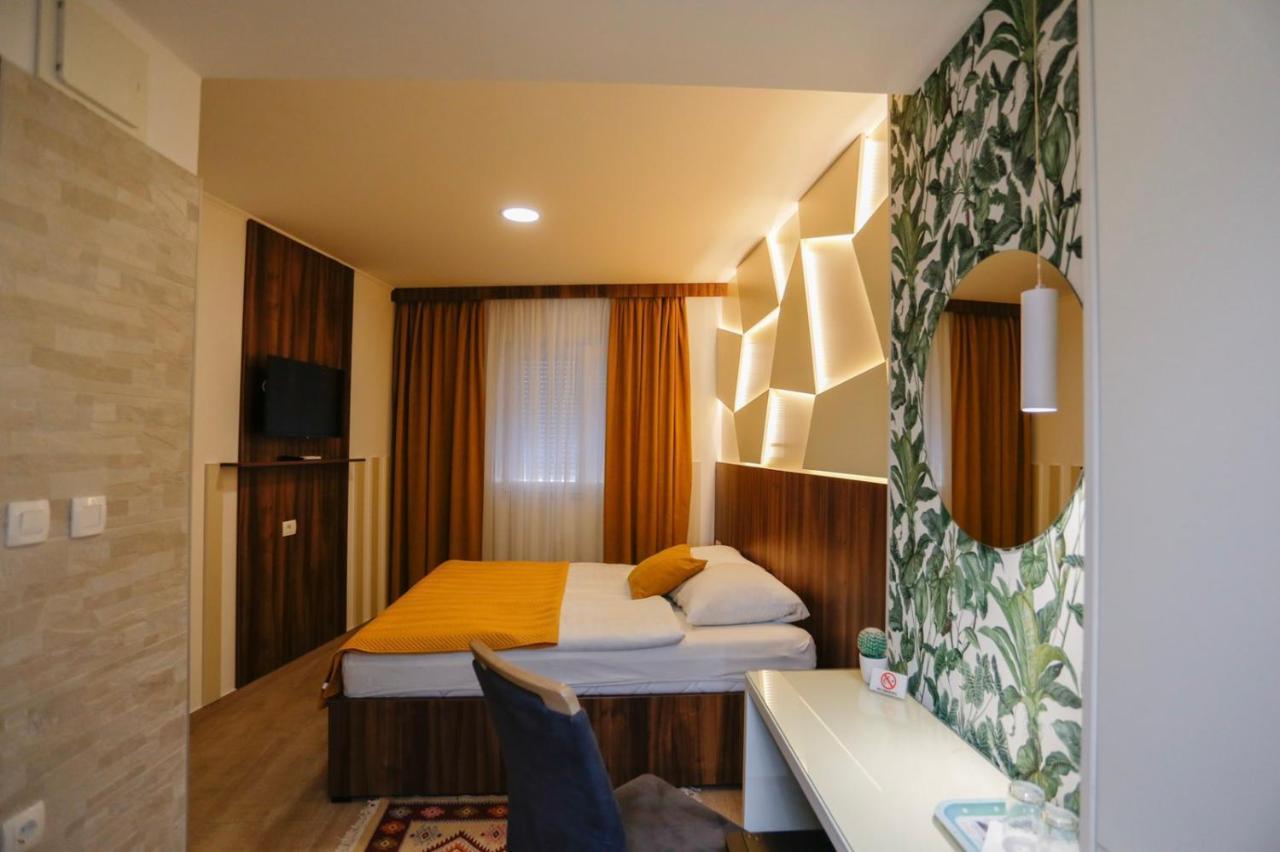 Hotel - Villa Lejla モスタル エクステリア 写真